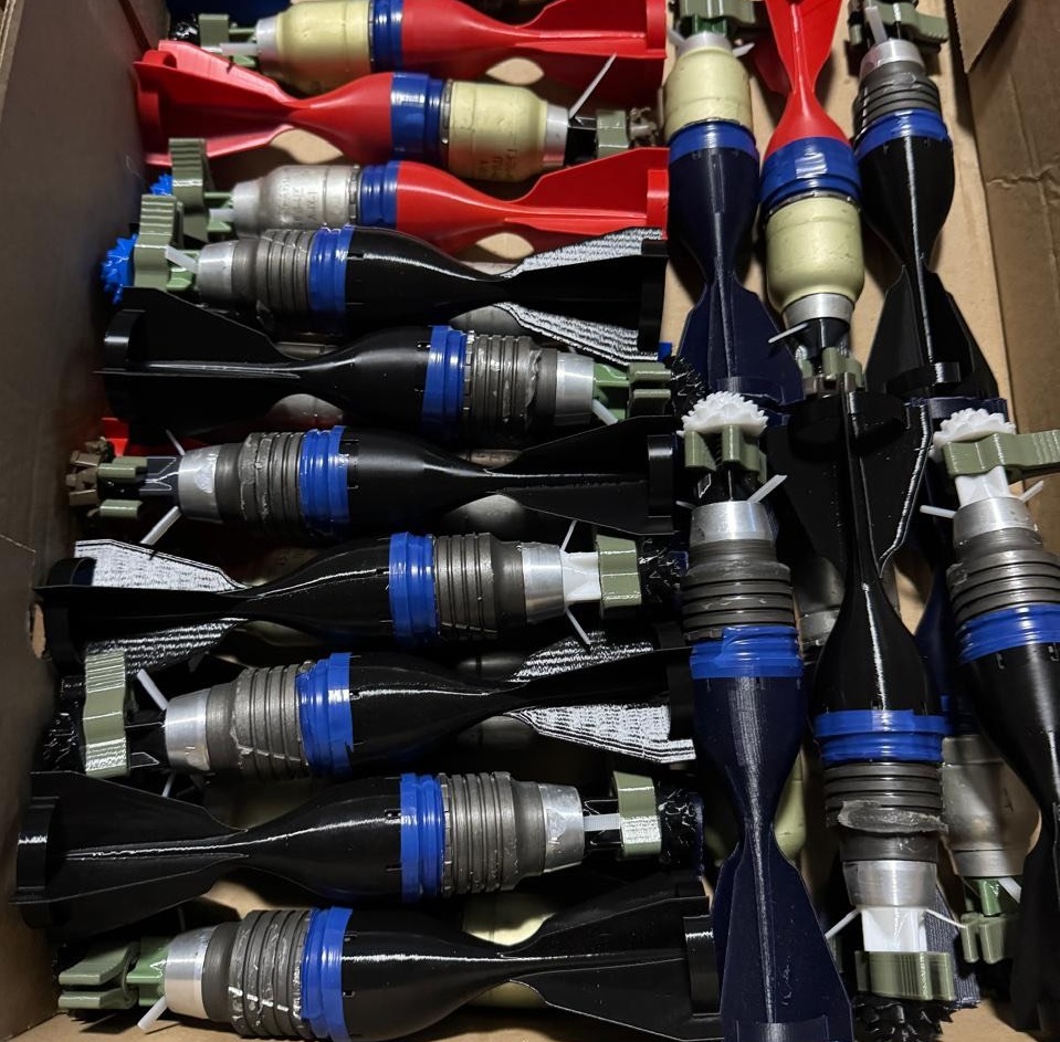 Thanks to Roman Uvarov for providing plastic products to the military engineering unit