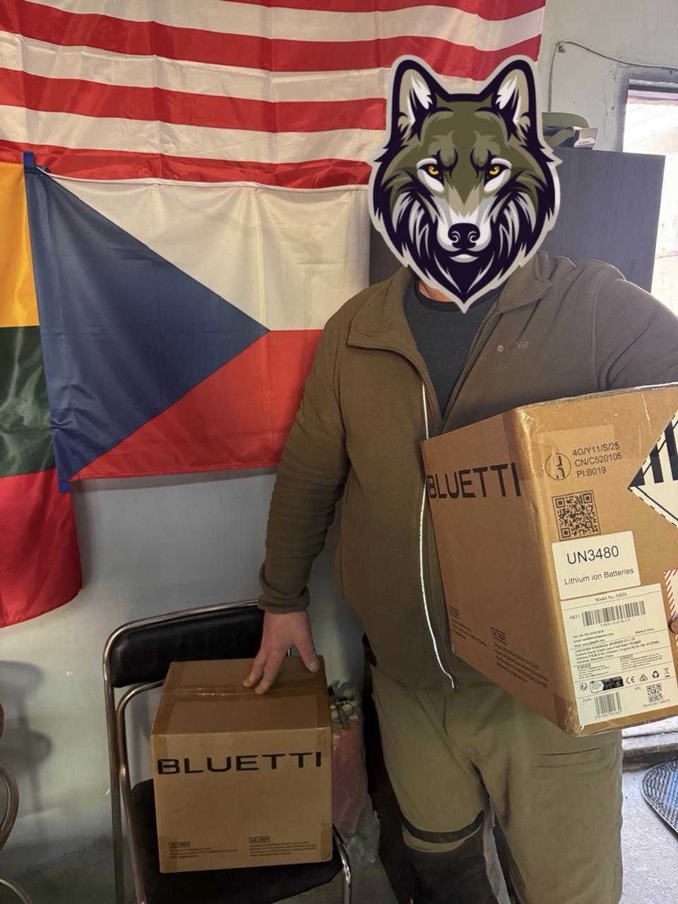 Подяка нашому постійному волонтеру Пану Яну з Чехії за надані ДБЖ для військовослужбовців